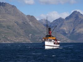 Ile zarabia się w USA na godzinę?