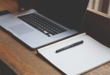 O czym nie mówi się w pracy? O czym nie mówi się w pracy?