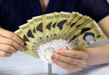 Czy ludzie biorą teraz kredyty?